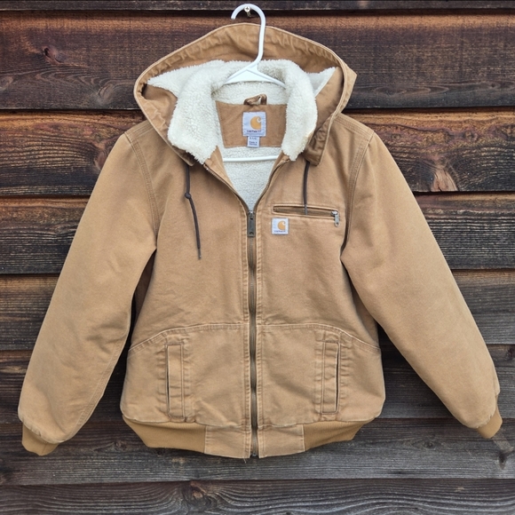 Carhartt Wildwood Jacket as seen on Yellowstone. Carhartt Brown. Removable Hood. - Picture 3 of 8